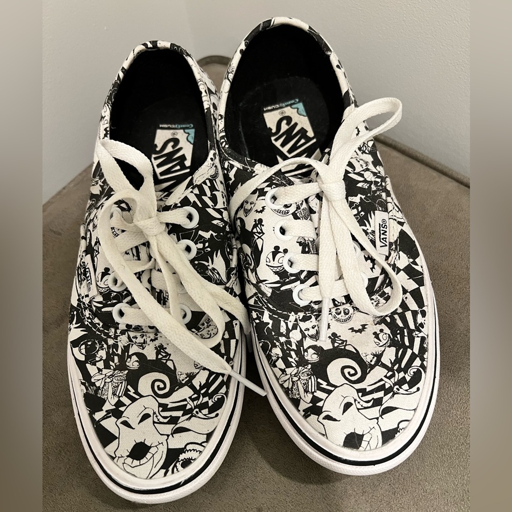 Vans Authentic ComfyCush Nightmare Before Christmas W6/M3.5 lace up shoes